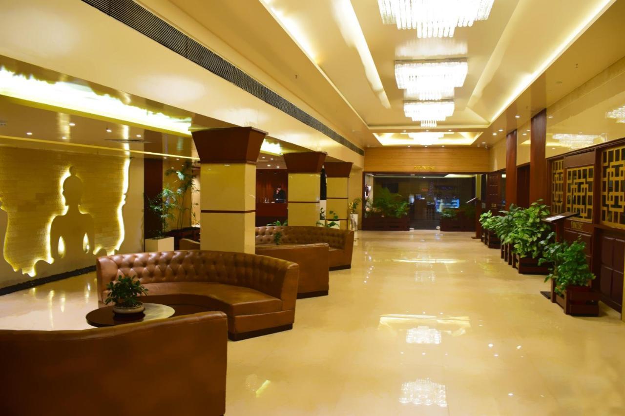 Asia One Earth Hotel Jammu Exterior foto